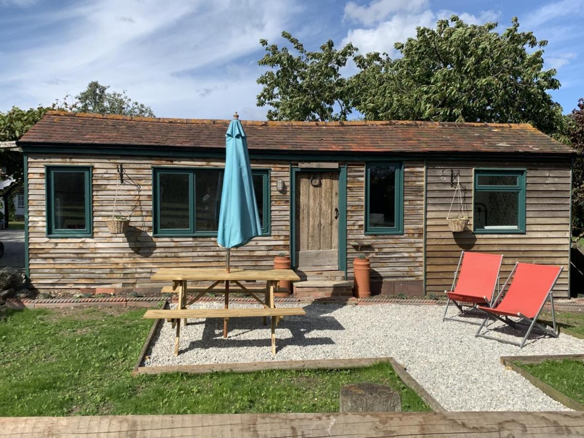 Truly Kentish Holiday Lets Teynham Esterno foto